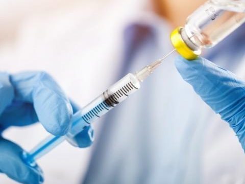 ЗАХИСТІТЬ СЕБЕ ТА СВОЇХ РІДНИХ. ВАКЦИНУЙТЕСЬ!!!